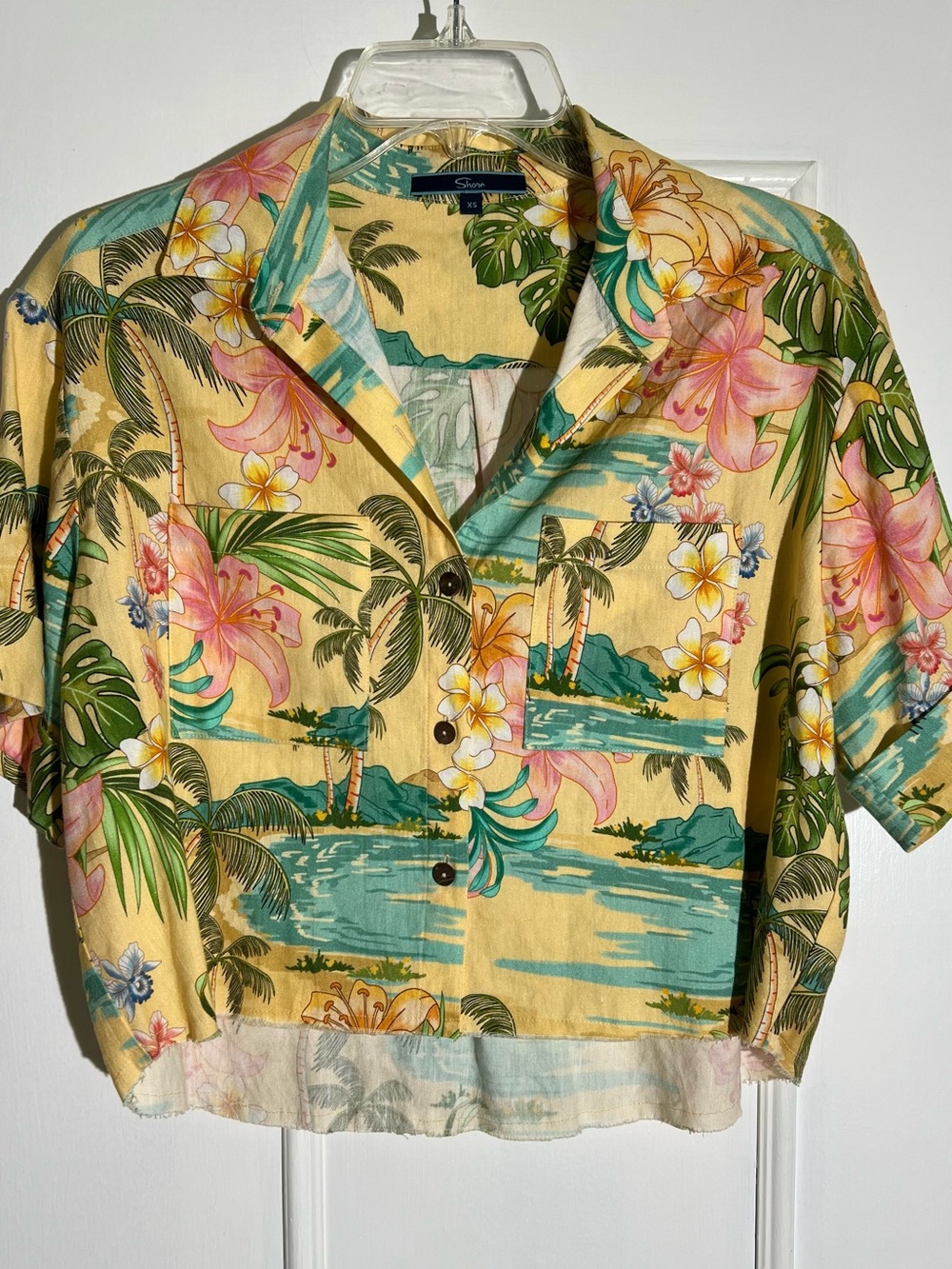 Tropical Floral Cropped Button-Front Top